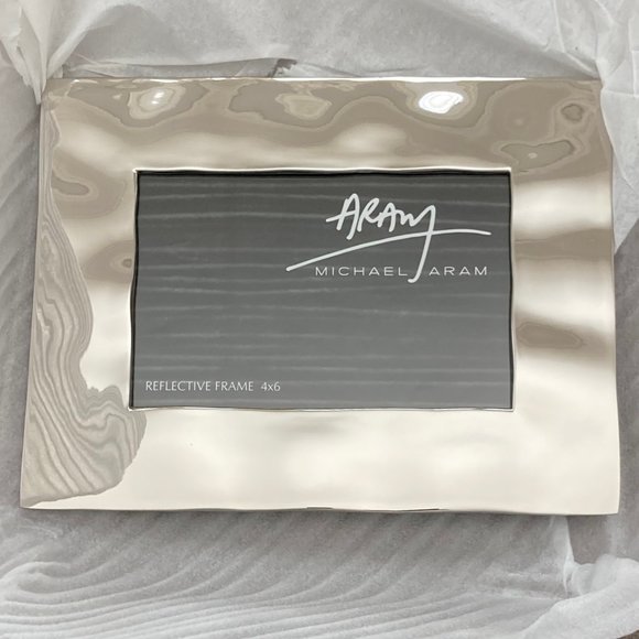 BRAND NEW IN BOX Michael Aram Silver Plated Picture Frame 4 x 6 - Picture 1 of 9